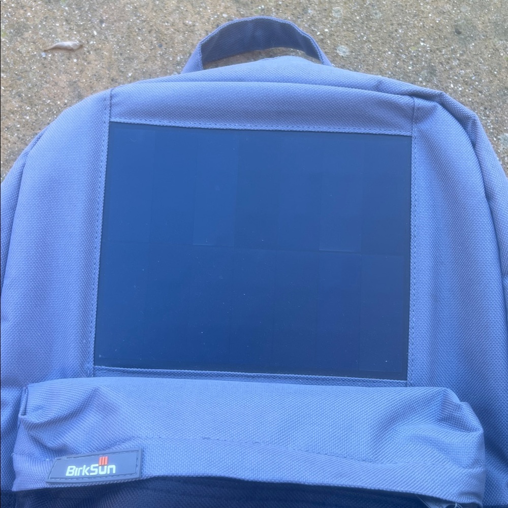BirkSun Solar Panel Charging Grey/Black Backpack NWT - Picture 2 of 11